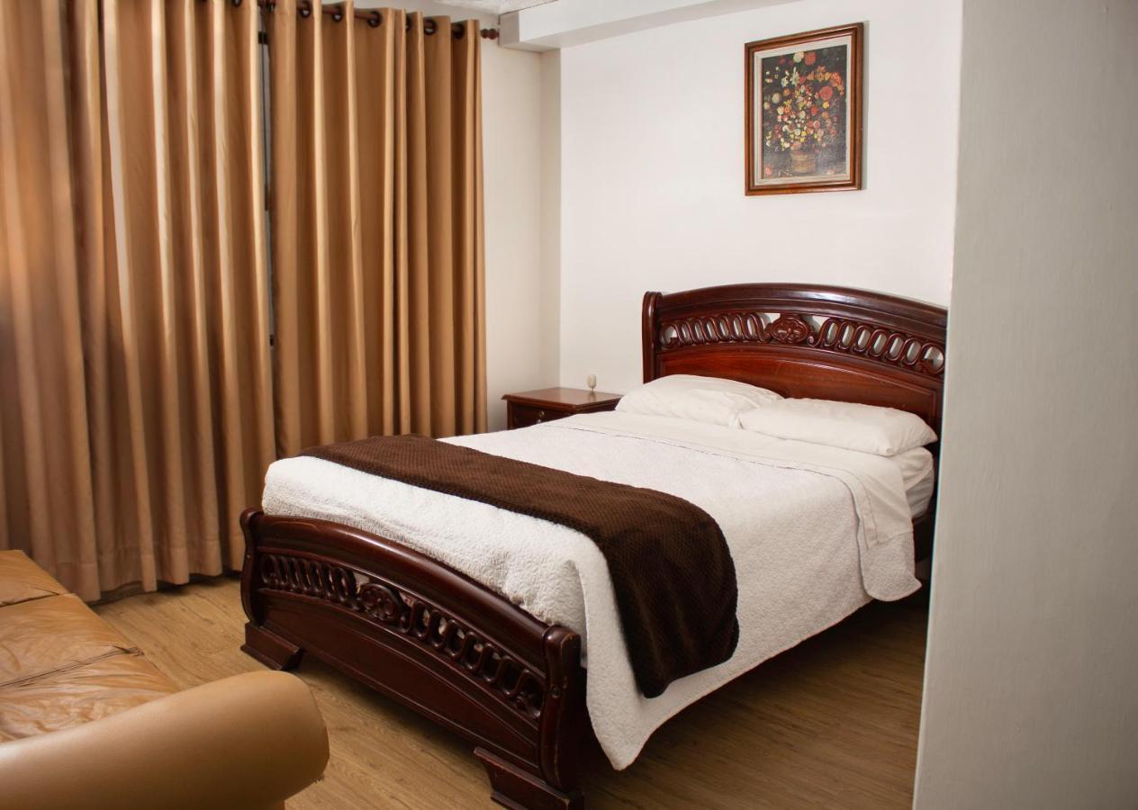 Hotel Cisne Куэнка Экстерьер фото