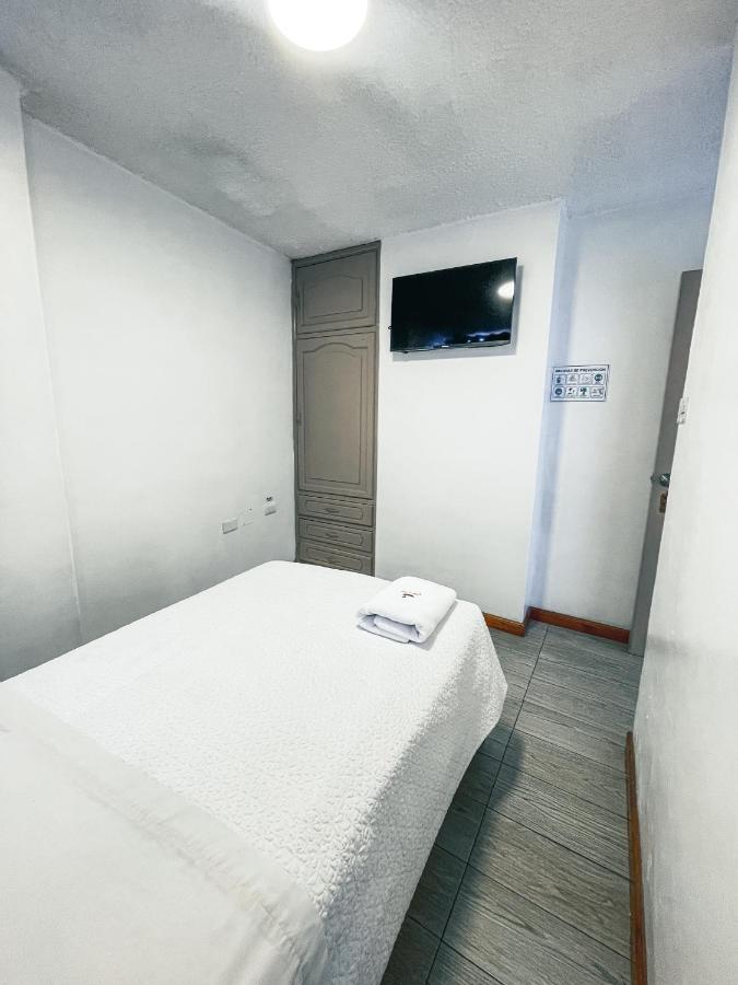 Hotel Cisne Куэнка Экстерьер фото